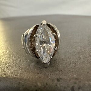 Stunning Vintage Marquise Shaped CZ on Sterling Silver Band